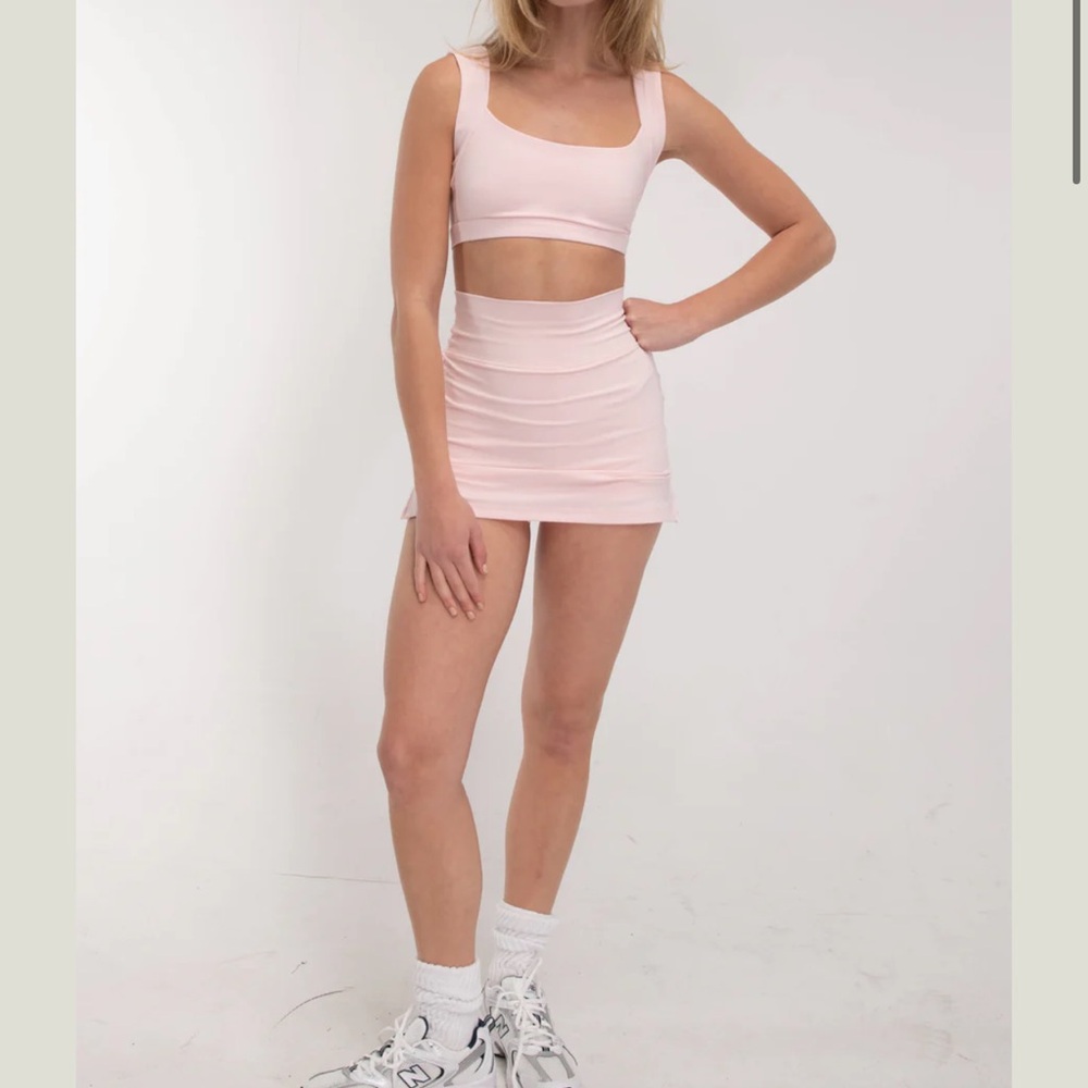 FORM Tennis Skirt